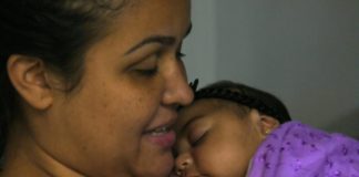 Uno de cada siete bebés de madres con zika en territorios de EEUU nació con defectos