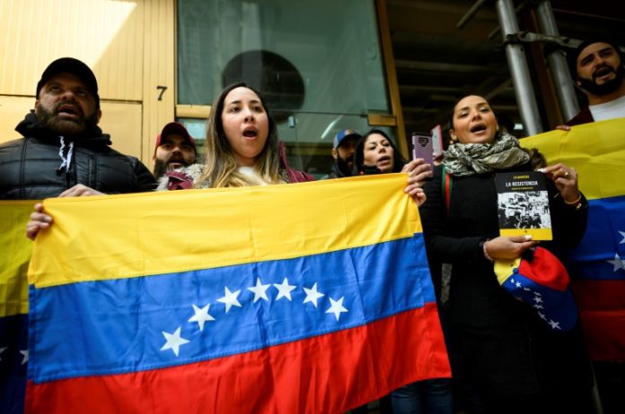 "Diálogo difícil, pero abierto" sobre Venezuela entre Rusia y Estados Unidos