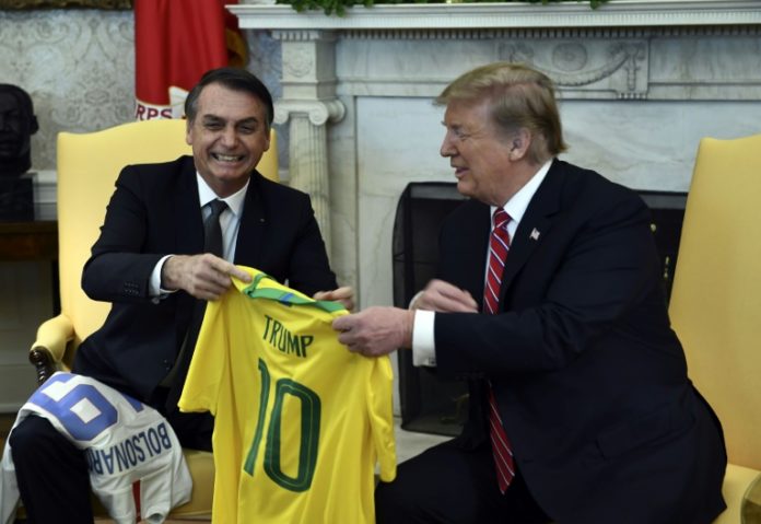 EEUU y Brasil anuncian "nueva asociación", tras cita de Trump con su par del Trópico