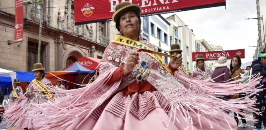 La Paz vive fiesta folclórica que aspira a ser Patrimonio Inmaterial