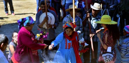 Prometen defender tierras y agua al conmemorar asesinato de ambientalista en Honduras