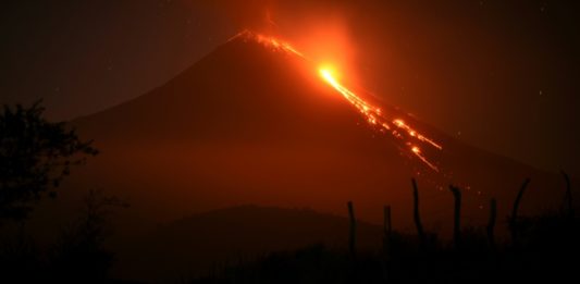 Cómo viven los vecinos del volcán Pacaya en Guatemala