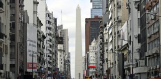 Prohíben uso de lenguaje inclusivo en escuelas de Buenos Aires