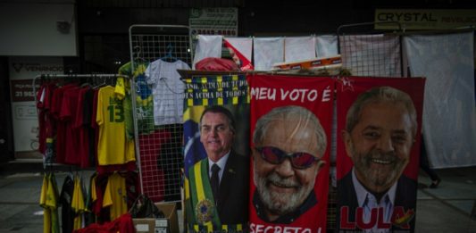 Las otras elecciones que celebra Brasil este domingo