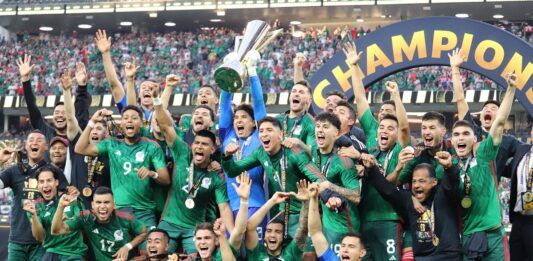 La copa regresa a México El Tri derrota 1-0 a Panamá en la final de la Concacaf