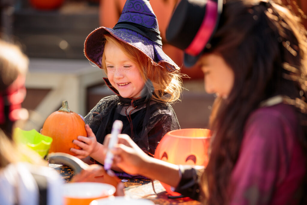 Knott's Spooky Farm una experiencia diurna de Halloween para toda la familia