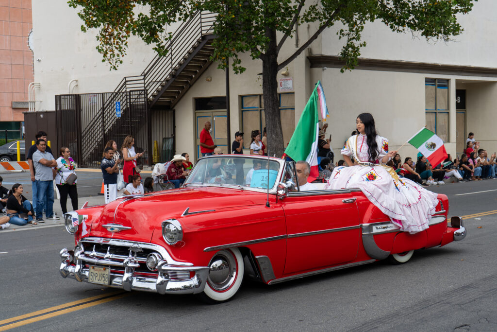 Santa Ana celebra la cultura latina con el Festival y Desfile de las Fiestas Patrias 2024