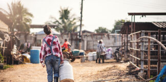 Aumentan la deuda y la vulnerabilidad de las economías más pobres, según el Banco Mundial