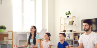 Cómo el yoga mejora la salud física y mental de los niños