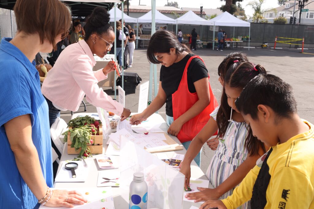 l festival «Creciendo Juntos» fomenta comidas escolares saludables y locales en Santa Ana