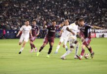 LA Galaxy arranca los playoffs con una impresionante victoria 5-0 sobre Colorado Rapids