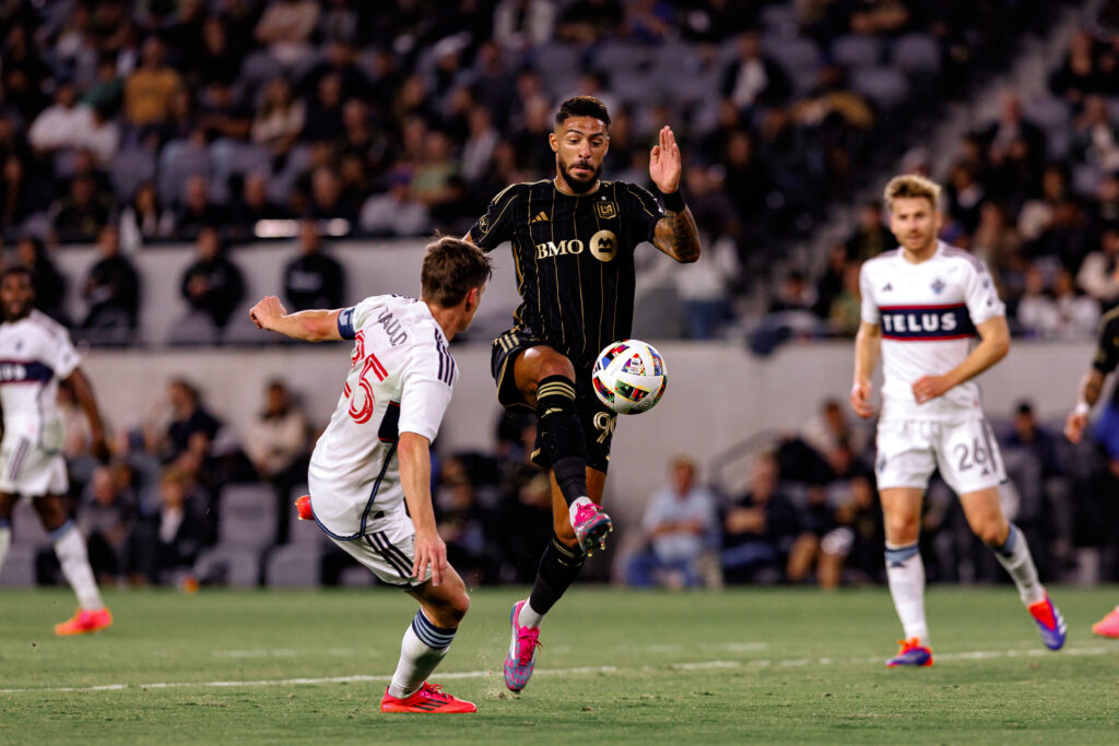 LAFC avanza hacia las semifinales de la Copa MLS con triunfo ante Vancouver