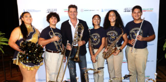 Carlos Vives impulsa la educación musical en Miami con la Fundación Cultural Latin GRAMMY