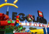 Celebra la Magia Navideña en LEGOLAND California con la extravagancia de elfos