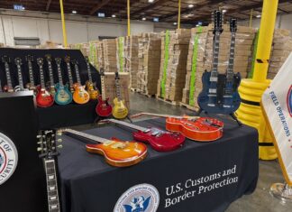 Descubren cargamento de guitarras Gibson falsas valoradas en más de 18 millones de dólares