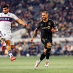 LAFC clasifica a semifinales de la Conferencia Oeste con triunfo sobre Vancouver