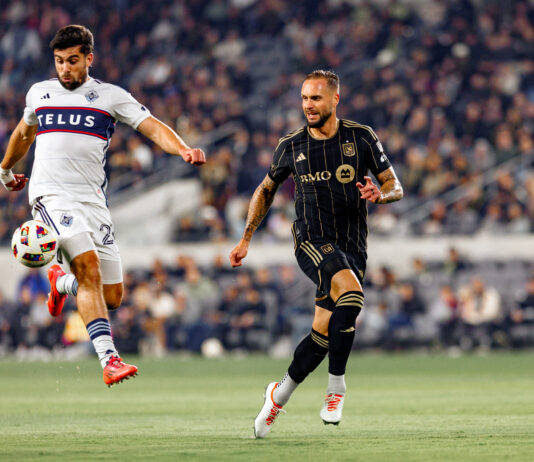 LAFC clasifica a semifinales de la Conferencia Oeste con triunfo sobre Vancouver