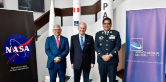 NASA y CONIDA firman memorando para lanzamientos de cohetes en Perú