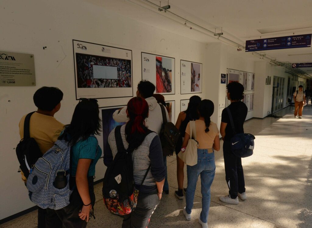 Obra de Daniel Manrique, «Conocimiento y sociedad», brilla nuevamente tras su restauración en la UAM 