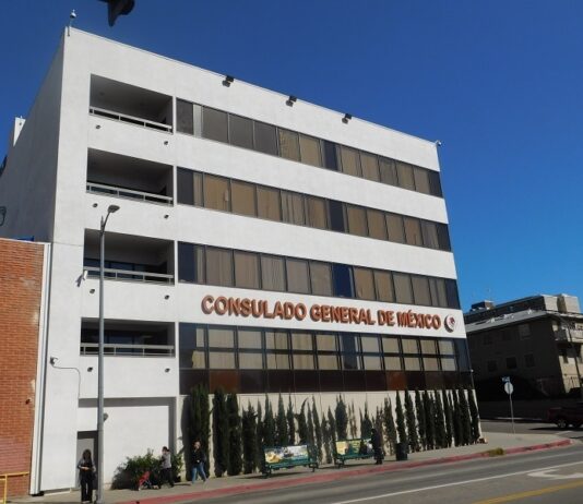 Consulado sobre Ruedas en Los Ángeles en diciembre de 2024