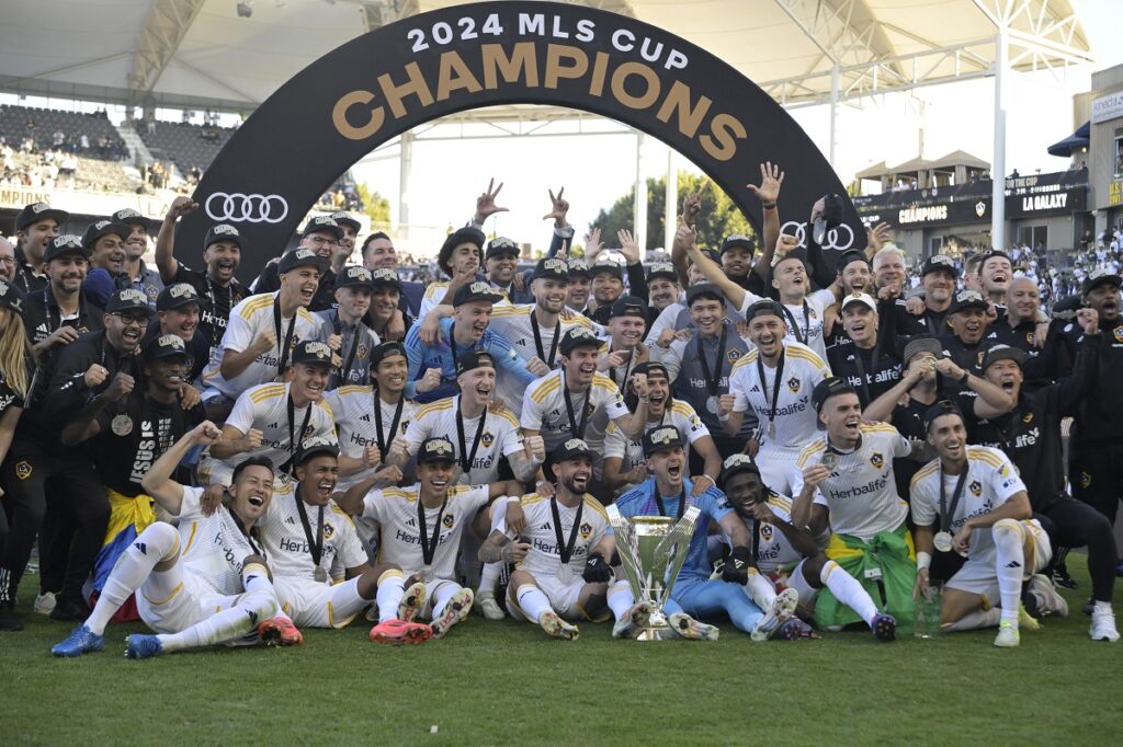 El LA Galaxy conquista su sexta MLS Cup en una histórica victoria ante los Red Bulls