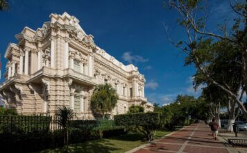 Un viaje por la historia de Mérida en la nueva sala del Palacio Cantón