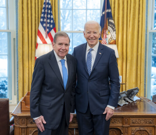 Edmundo González Urrutia se reúne con el presidente de Estados Unidos, Joe Biden