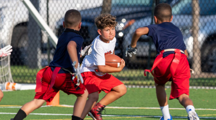 Cómo los deportes en equipo pueden beneficiar la salud mental y académica de los niños