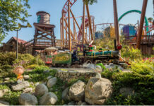 Knott’s Berry Farm y Six Flags Magic Mountain buscan empleados para la temporada 2025